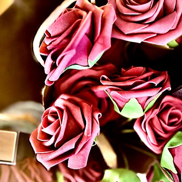 LAURA MERCIER REAL FLAWLESS WEIGHTLESS PERFECTING FOUNDATION - Assorted COLORS! - Picture 2 of 11